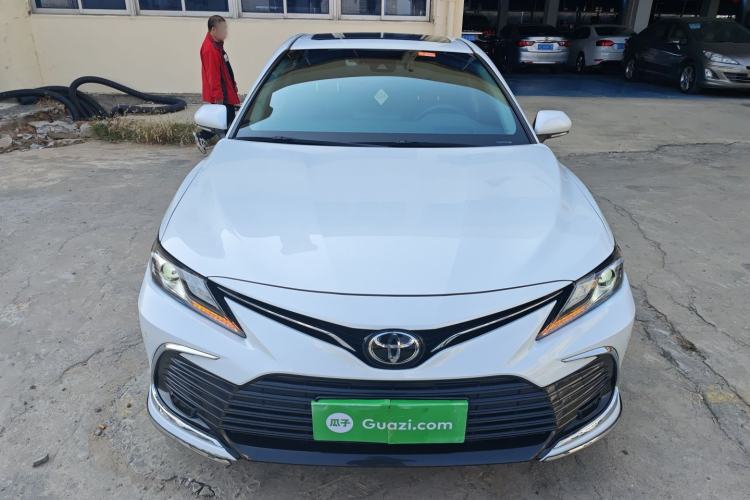 Used Toyota Camry 2021 2.0G Luxury Edition
