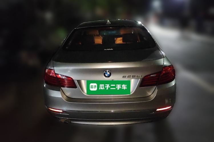 Used BMW 5 Series 2014 525Li Luxury Design Package
