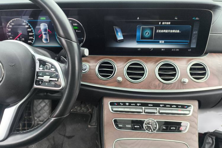 Used Mercedes-Benz E-Class 2020 Facelift E 260 L
