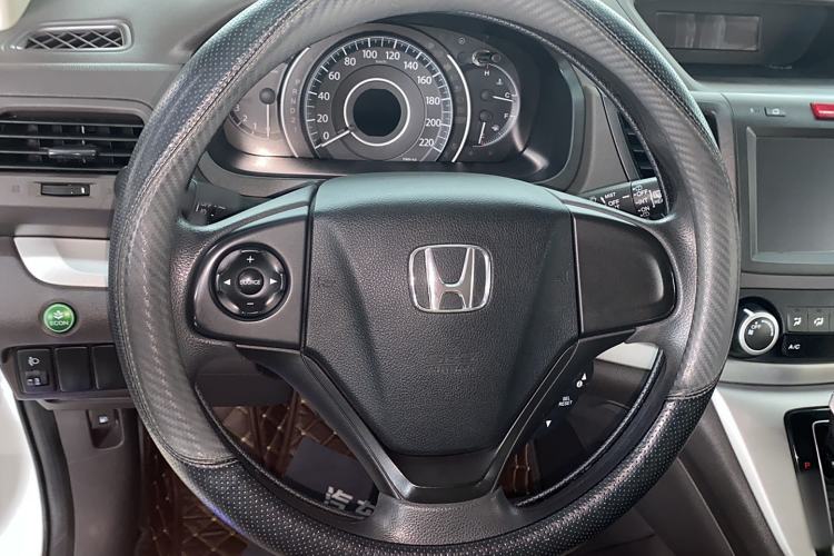Used Honda CR-V 2012 2.0L two-wheel drive urban version
