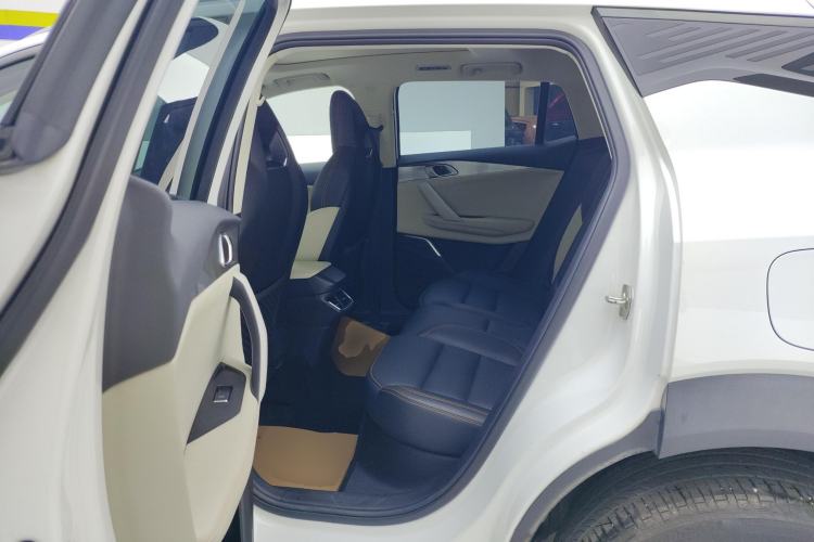 Used Lynk & Co 06 EM-P 2022 PHEV 84 km Range Pro Version
