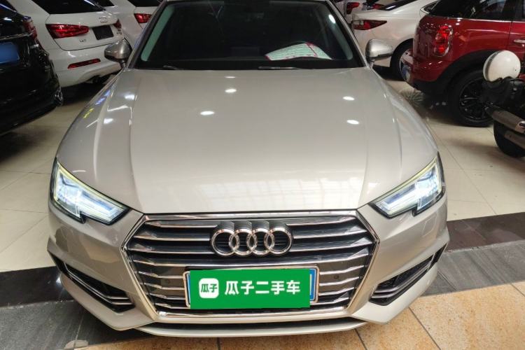 Used Audi A4L 2019 40 TFSI Ambition China VI
