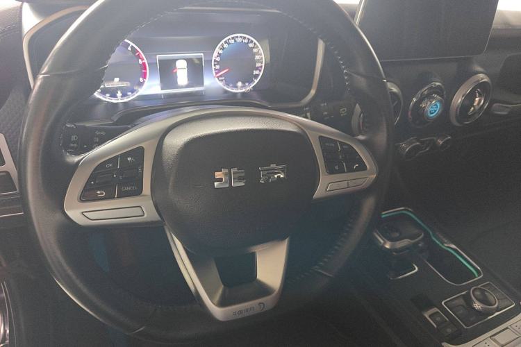 Used Beijing Auto BJ40 2023 2.0D Automatic Four-Wheel Drive Blade Hero Edition Adventurer Type