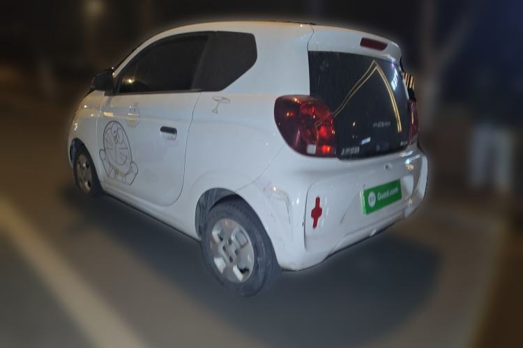 Used Roewe Clever 2021 302 km New Four-Seater Super-Efficient Version