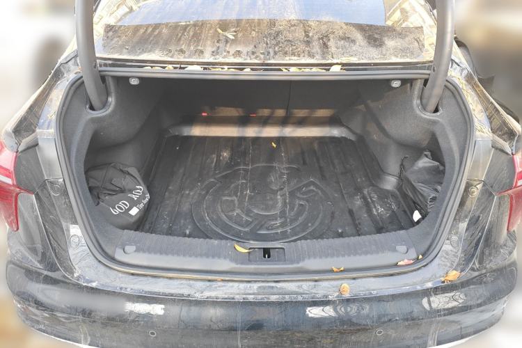 Used Hongqi H5 2023 2.0T Automatic Smart Connect Flagship Edition
