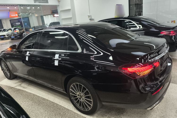 Used Mercedes-Benz E-Class 2022 E 260 L
