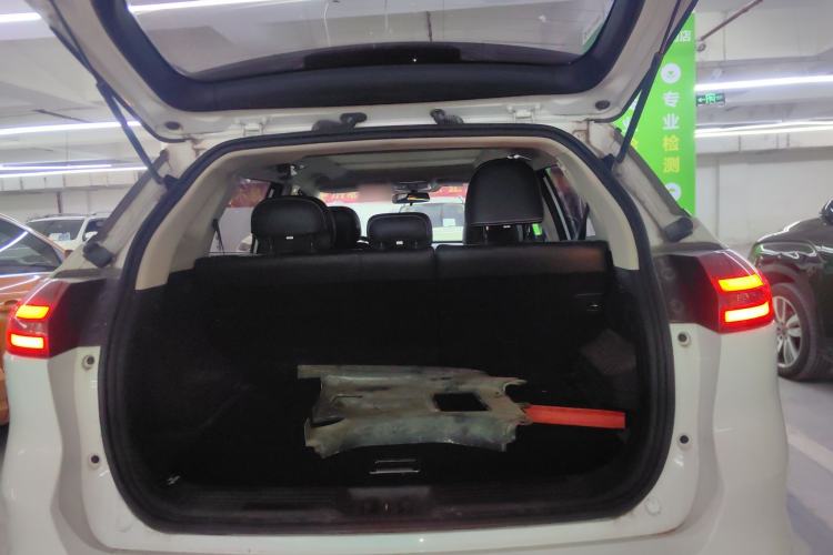 Used Geely Auto Emgrand X7 Sport 2018 2.0L Manual Two-Wheel Drive Zhiya Version