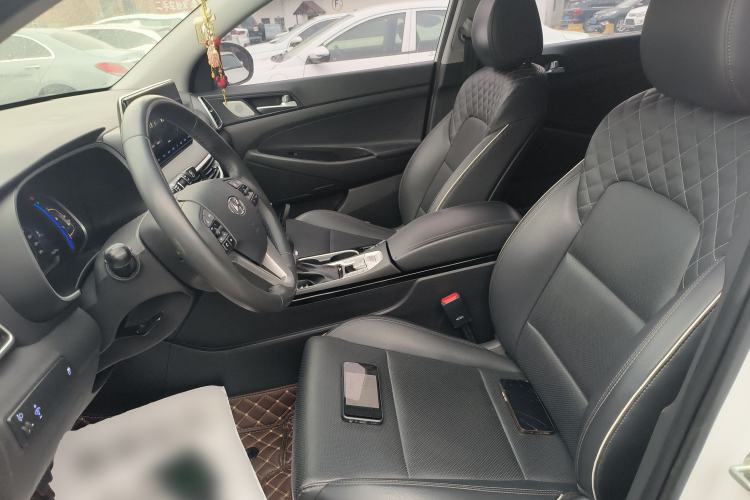 Used Hyundai Tucson 2019 280TGDi Dual-Clutch Two-Wheel Drive Fashion Edition China V Standard