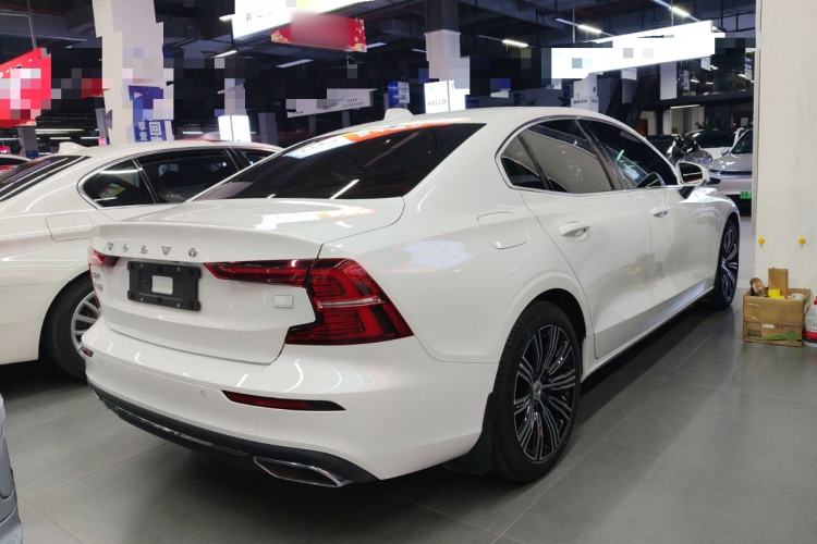 Used Volvo S60 New Energy 2022 T8 eDrive Hybrid All-Wheel Drive Smart Luxury Edition