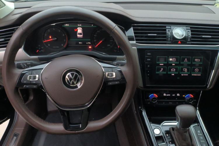 Used Volkswagen Phideon 2021 380TSI Luxury Edition
