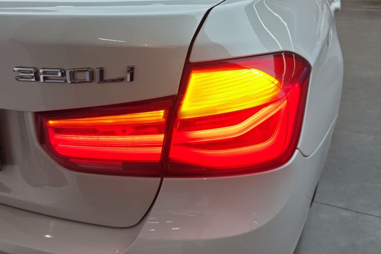 Used BMW 3 Series 2017 320Li Fashion Model
