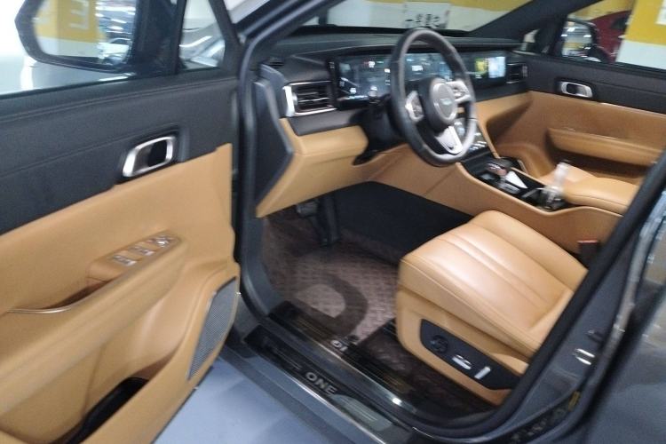 Used Li Auto ONE 2020 Extended-Range 6-Seater Version
