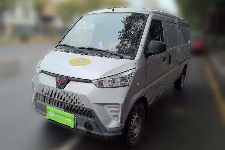 Used Wuling EV50 2022 Affordable Model Anchi with 35.904 kWh
