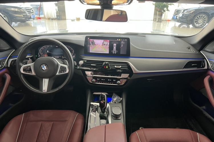 Used BMW 5 Series 2022 Second Facelift 530Li Leading Edition M Sport Package
