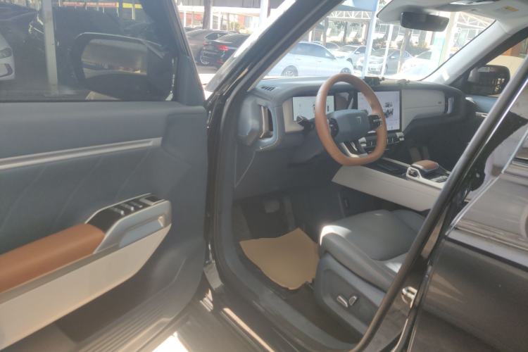 Used  G318 2024 Four-Wheel Drive Comfort Edition