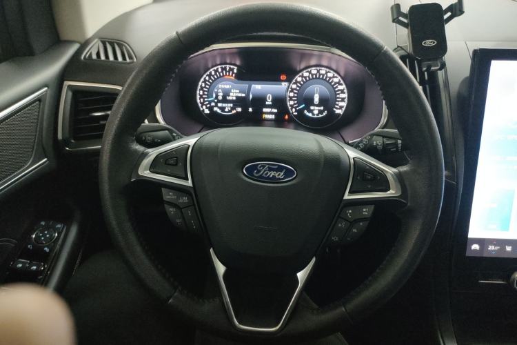 Used Ford Edge 2020 EcoBoost 245 Two-Wheel Drive Titanium 7-Seater
