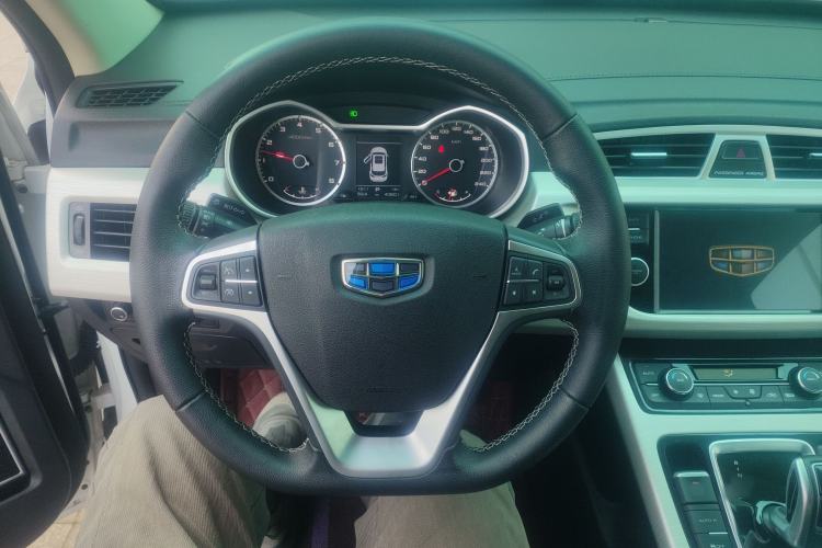 Used Geely Auto Emgrand X7 Sport 2020 1.8TD DCT Two-Wheel Drive Zhiya Model
