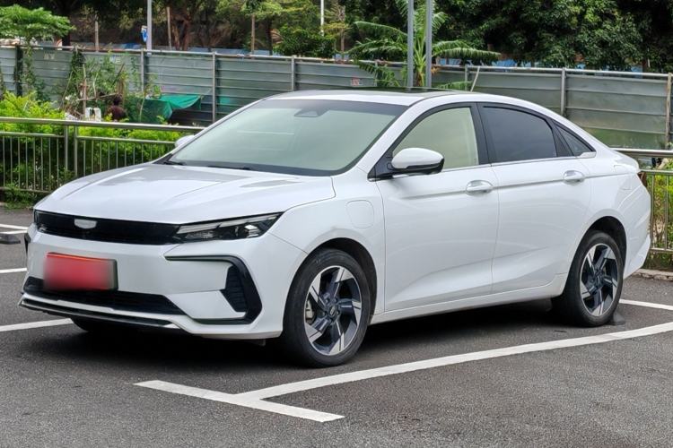 Used Geely Auto Emgrand L HiP 2024 Champion Edition 1.5TD-DHT Pro 100KM Excellence Model
