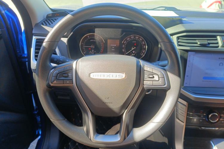 Used SAIC MAXUS T70 2021 2.0T Diesel Automatic 4x4 Elite Version with Long Bed and High Ground Clearance
