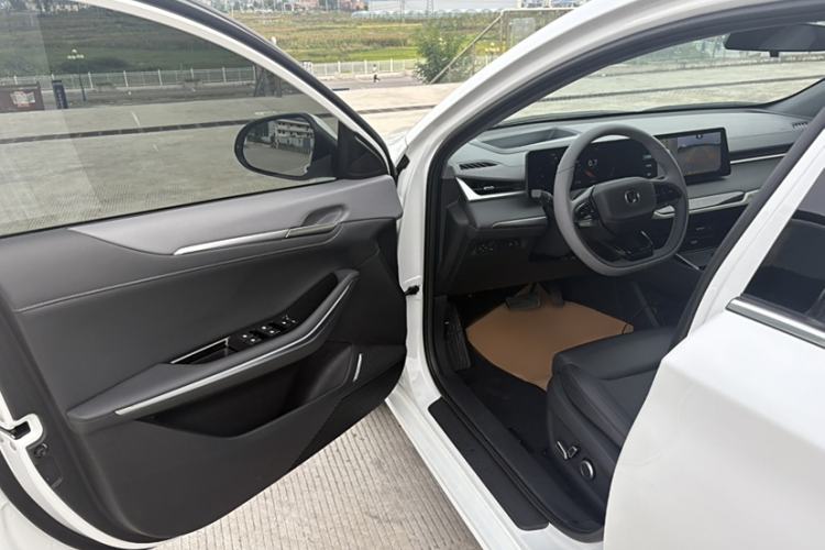 Used Changan Ruicheng PLUS 2023 1.5T DCT Navigation Edition
