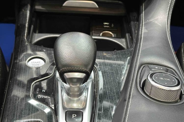 Used Infiniti QX50 2018 2.0T Two-Wheel Drive Fashion Edition
