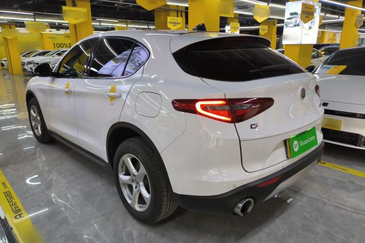 Used Alfa Romeo Stelvio 2017 2.0T 200HP Elite Edition