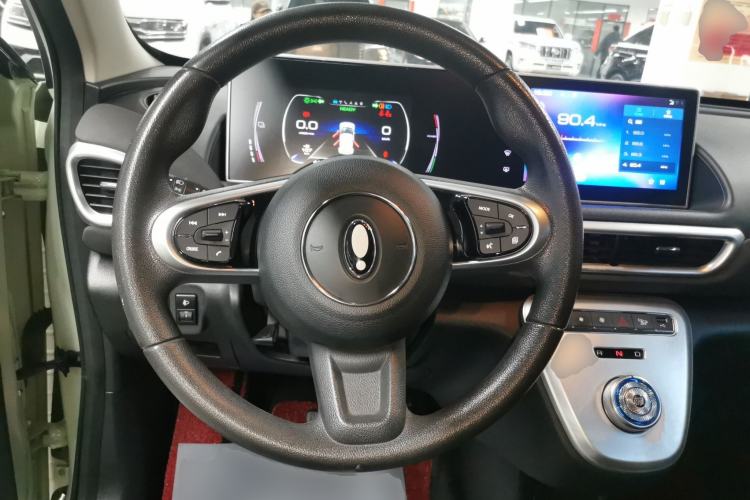 Used ORA White Cat 2022 Xiaoyue Mao Edition 360 km Luxury Model Lithium NMC
