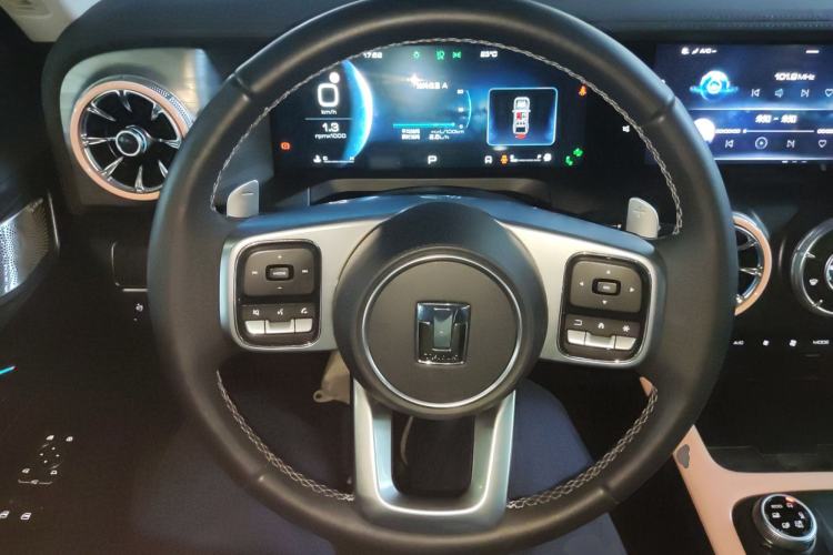 Used Tank 300 2023 City Edition 2.0T—Stylish as Ever