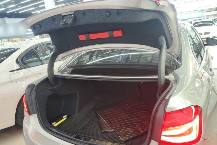 Used BMW 3 Series 2019 320Li Fashion Model
