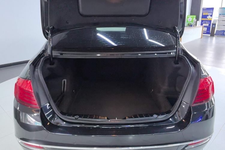 Used BMW 5 Series 2017 525Li Luxury Design Package
