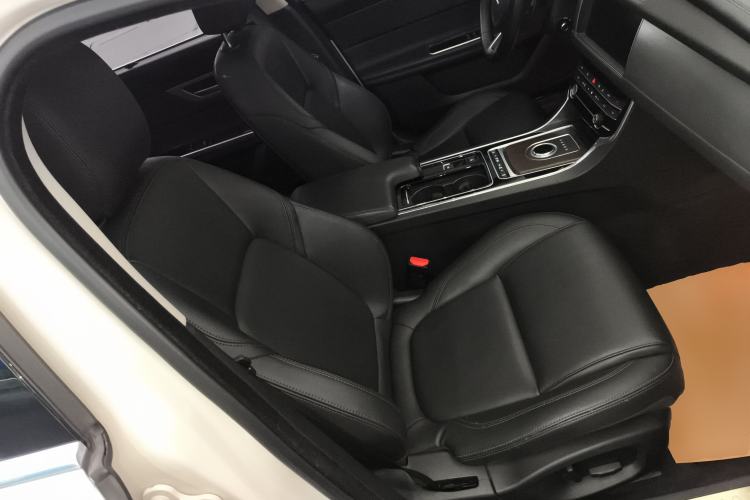 Used Jaguar XFL 2019 XFL 2.0T 200 PS Two-Wheel-Drive Elite Edition
