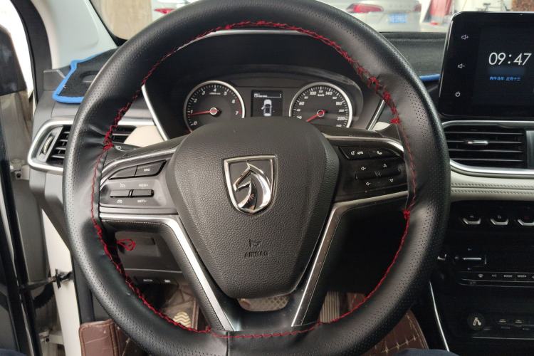 Used Baojun 530 2019 1.5T CVT Luxury Model 7 Seats China V Emission Standard