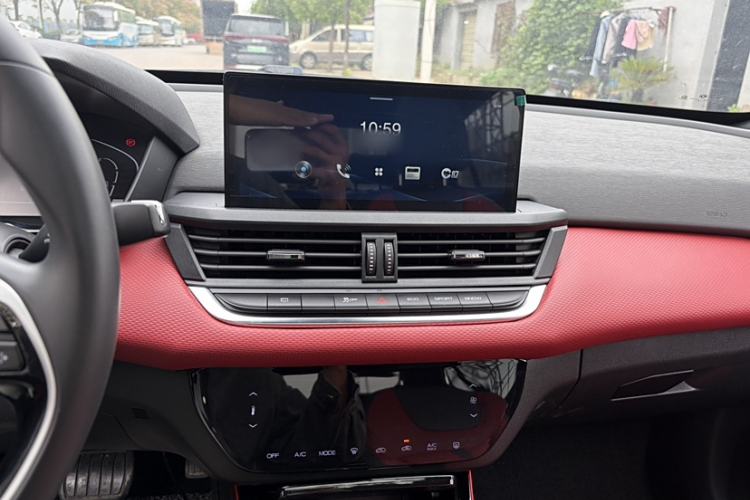 Used Dongfeng Aeolus Yixuan 2021 230T Automatic Hunter Edition
