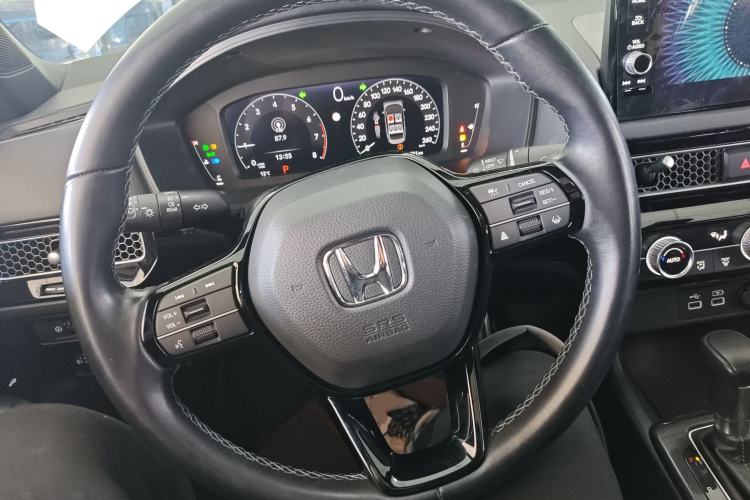 Used Honda Civic 2022 240TURBO CVT Dynamic Edition
