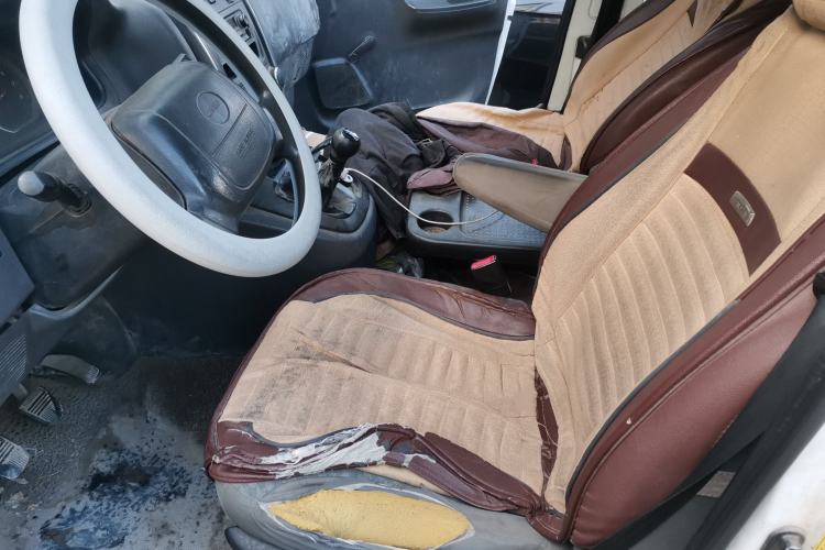 Used Jinbei Express 2017 2.0L Standard Version V19
