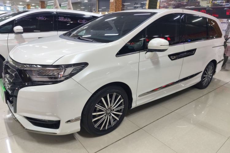 Used Honda Elysion 2022 2.0L eHEV Luxury First Edition