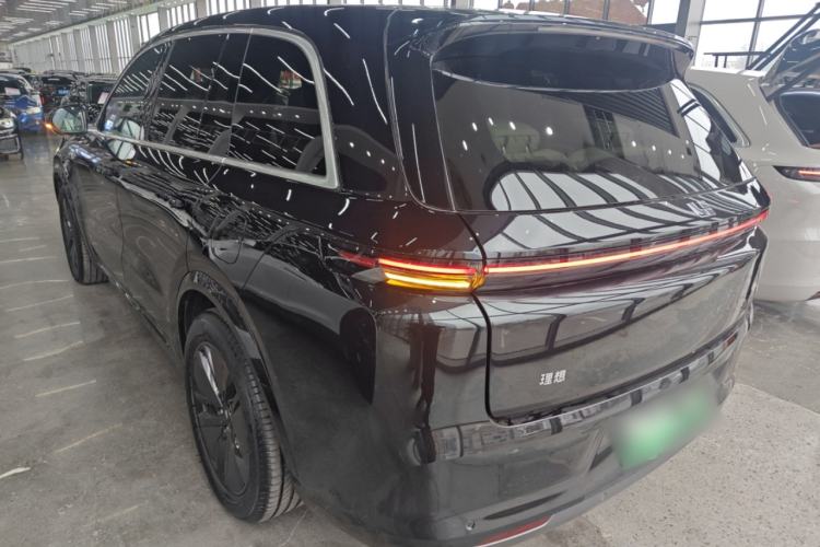 Used Li Auto L8 2024 Pro Model
