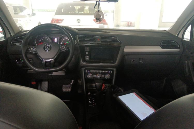 Used Volkswagen Tiguan L 2018 Facelift 330TSI Automatic Two-Wheel Drive Luxury Edition
