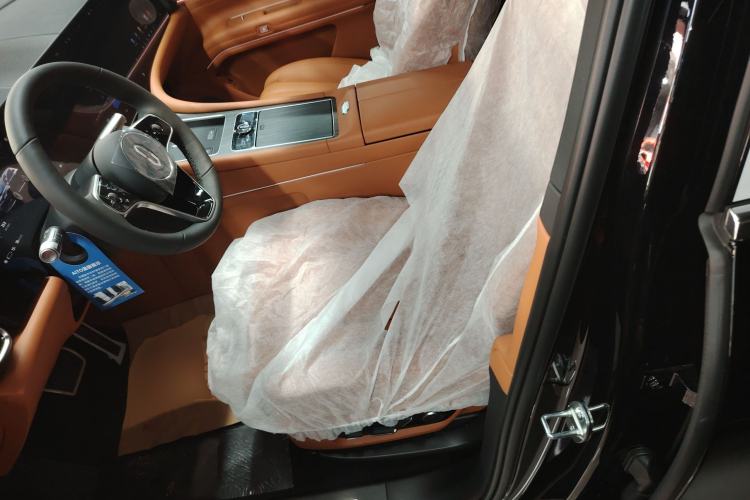 Used Hima AITO M9 2025 All-Electric Ultra Version 100 kWh 5-Seater Model
