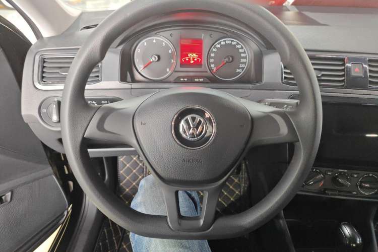 Used Volkswagen Santana 2021 1.5L Automatic Fashion Edition
