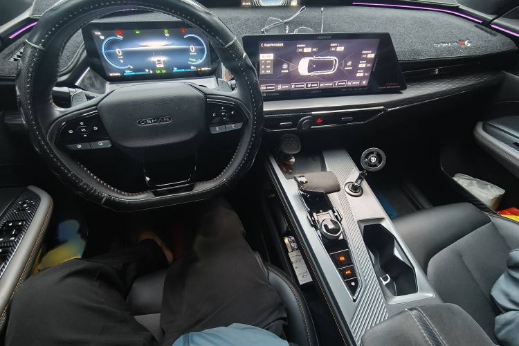 Used Oshan Z6 New Energy 2022 Blue Whale iDD 150KM Flagship PLUS
