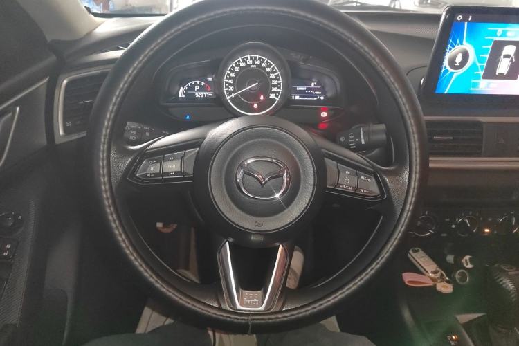 Used Mazda Mazda 3 Axela 2017 Sedan 1.5L Automatic Comfort Model Emission Standard China V