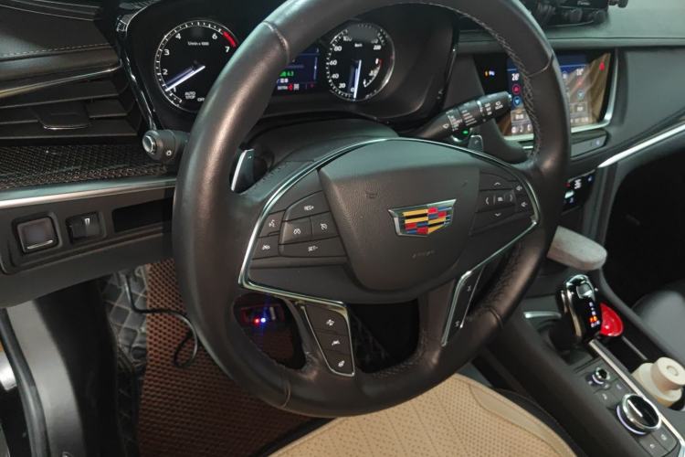 Used Cadillac XT5 2022 2.0T Four-Wheel Drive Luxury Version (Hummingbird Edition)
