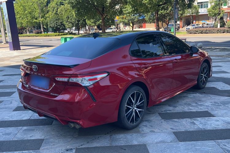Used Toyota Camry 2021 2.0S FENGSHANG Edition
