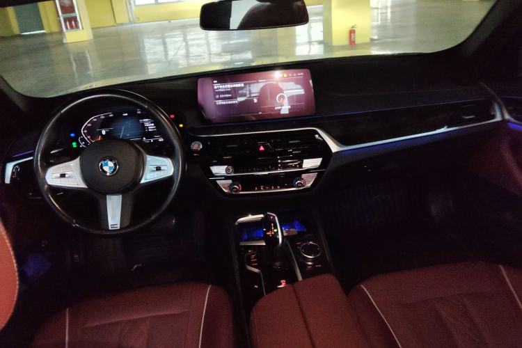 Used BMW 5 Series 2022 Second Facelift 525Li M Sport Package
