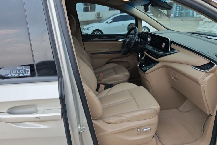 Used Buick GL8 2021 ES Land Cruiser 653T Luxury Edition