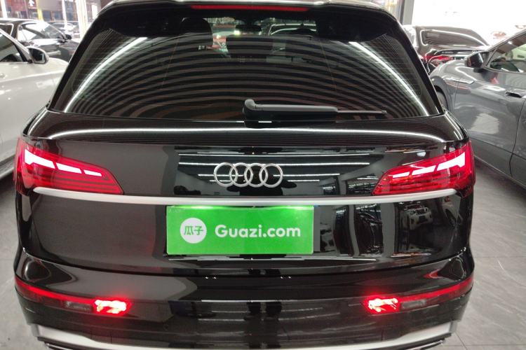 Used Audi Q5L 2022 40T Fashionable and Dynamic Model
