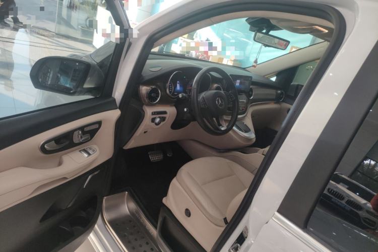 Used Mercedes-Benz V-Class 2021 V 260 L Long-wheelbase Luxury Edition