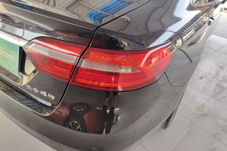 Used Ford Taurus 2017 EcoBoost 180 Luxury Model
