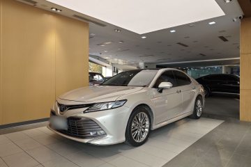 Used Toyota Camry 2019 Dual-Engine 2.5 HG Luxury Edition China VI Standard